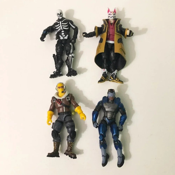 Jazwares  Fortnite Action Figures Skull Trooper Solo Mode Drift Raptor Carbide - Picture 1 of 16